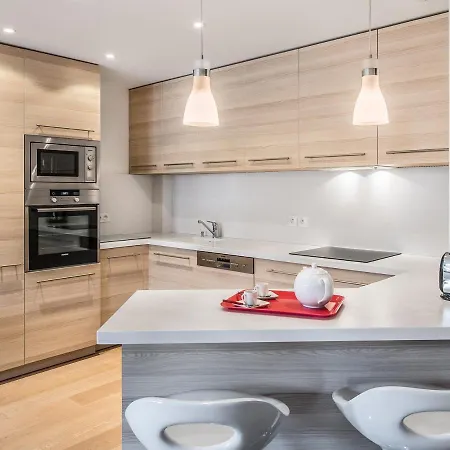 3 Pieces Au Centre De Megeve, Balcon, Proche Telecabine, Wifi, Ideal Pour 4 Personnes - Fr-1-453-53 * Megève